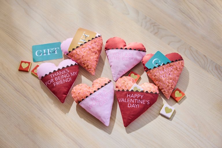 Soft Heart Gift Card Holder: A Simple Sewing Project