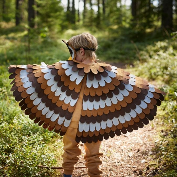 Create a Child-Sized Feather Cape: DIY Costume Using Felt & Sewing Machine