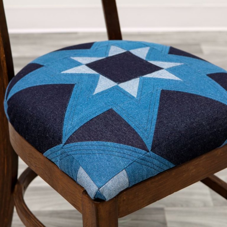Quilted Chair Cushion: Upcycle with Denim and Precision Cutting