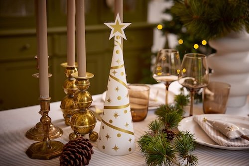 Christmas Tree Cone Decoration: Stylish & Easy Holiday Craft