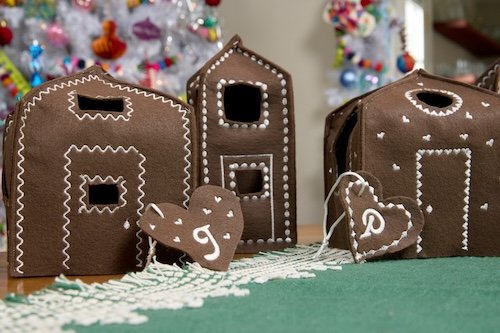 DIY Fabric Gingerbread Houses - Easy Steps for Festive Decor