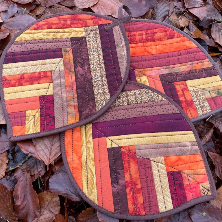 Patchwork Leaf Potholder in the Hoop