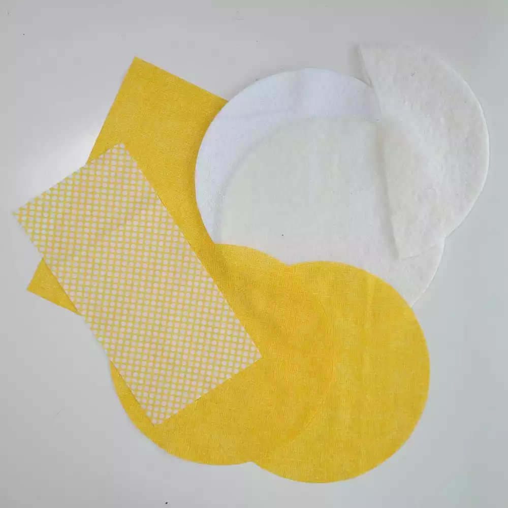 Zesty-citrus-potholder-fabric-prep-4a.jpg