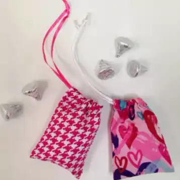 Valentine-candy-bags-prep1.png
