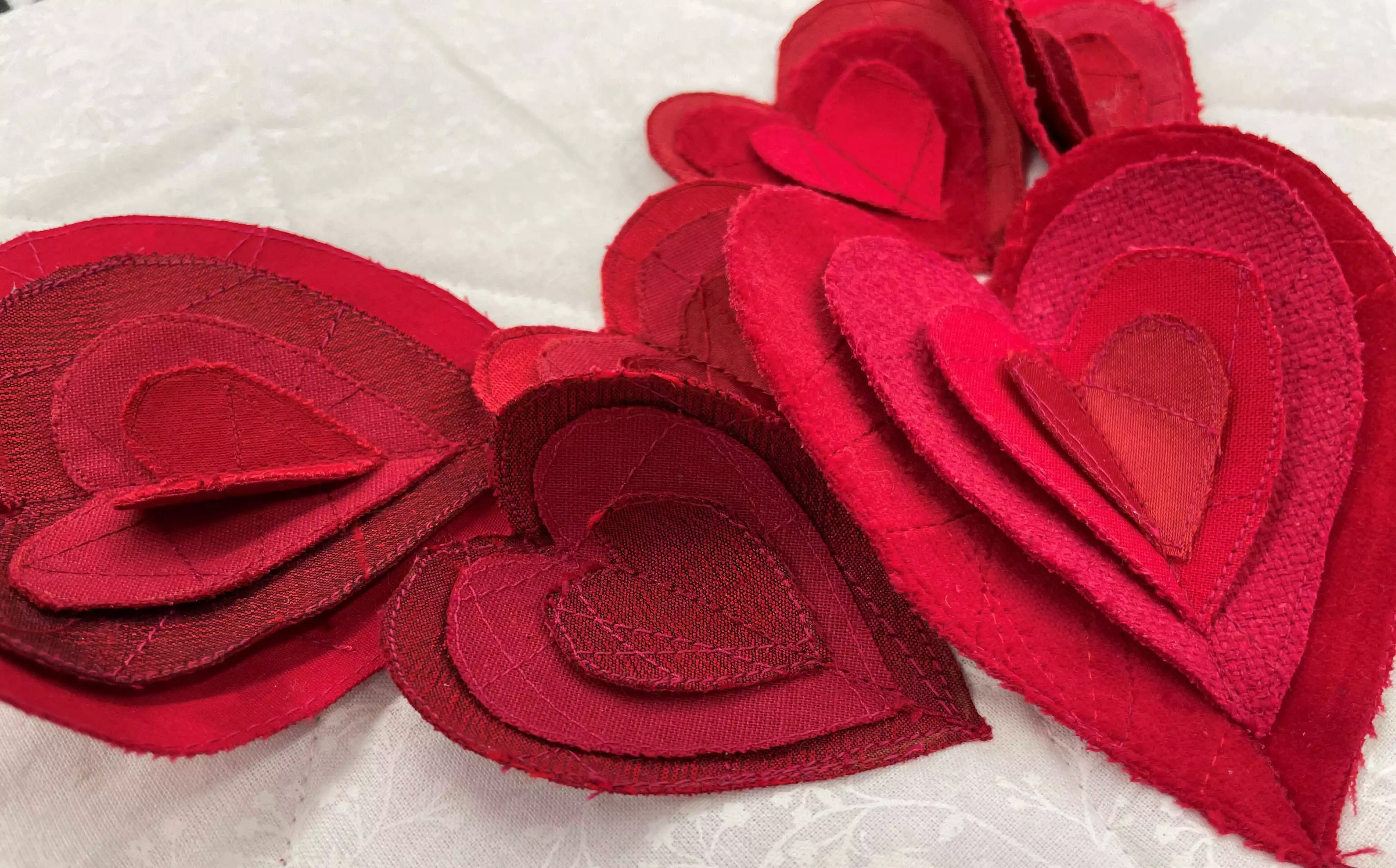 Heart-wreath-valentine-final.jpg